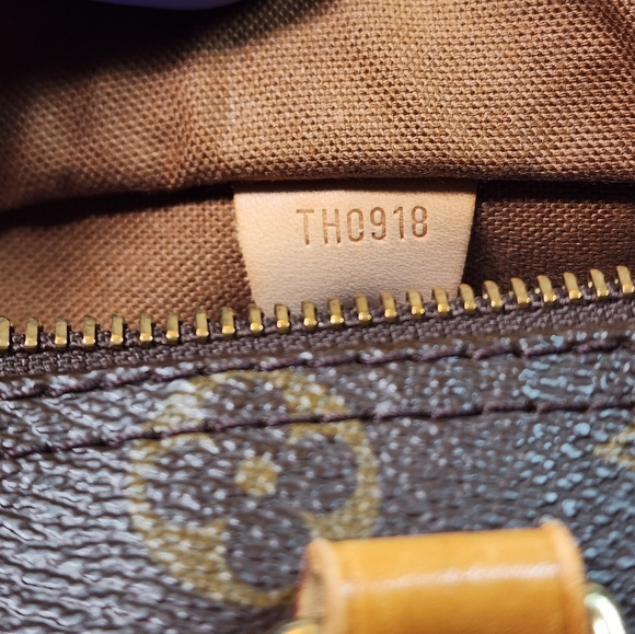 Authentic Louis Vuitton Speedy 25 - Picture 14 of 16